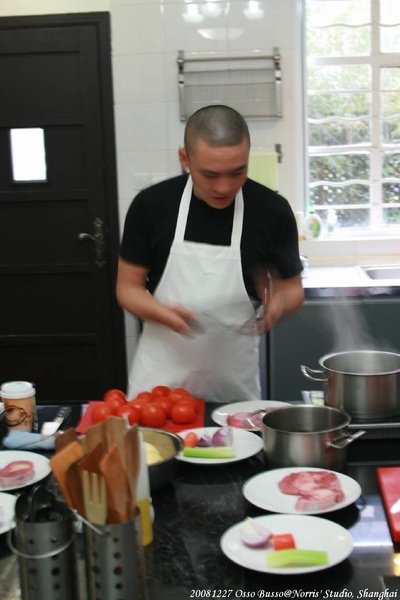 20081227_OssoBusso_Norris_Shanghai_01.jpg