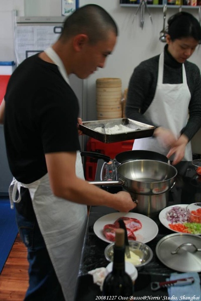 20081227_OssoBusso_Norris_Shanghai_21.jpg