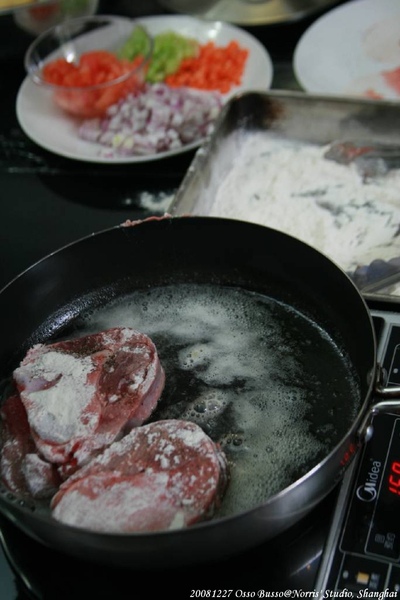 20081227_OssoBusso_Norris_Shanghai_22.jpg