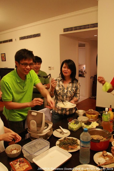 20090926_上海_Yui_新天地_魯肉飯_45.jpg