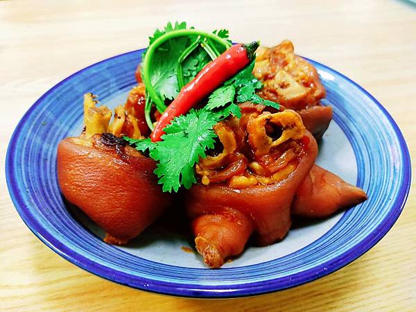 紅燒豬腳作法食譜 紅燒豬腳作法食譜