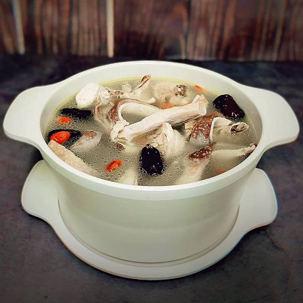 胡椒豬肚雞湯的做法看似複雜其實很簡單廣東養生煲湯濃郁白湯胡椒辛香暖心驅寒就靠這一鍋慕曦a台味廚房 胡椒豬肚雞湯的做法看似複雜其實很簡單廣東養生煲湯濃郁白湯胡椒辛香暖心驅寒就靠這一鍋慕曦a台味廚房