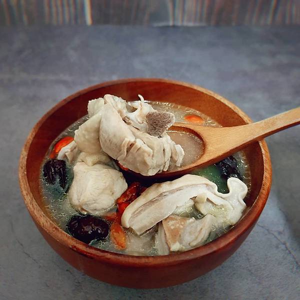 胡椒豬肚雞湯的做法看似複雜其實很簡單廣東養生煲湯濃郁白湯胡椒辛香暖心驅寒就靠這一鍋慕曦a台味廚房 胡椒豬肚雞湯的做法看似複雜其實很簡單廣東養生煲湯濃郁白湯胡椒辛香暖心驅寒就靠這一鍋慕曦a台味廚房