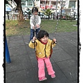 盪秋千P1020024-20110102.JPG