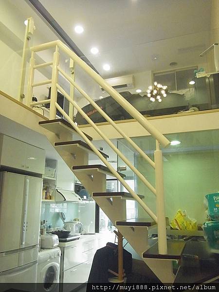 a白色三元 (4).JPG a白色三元 (4).JPG