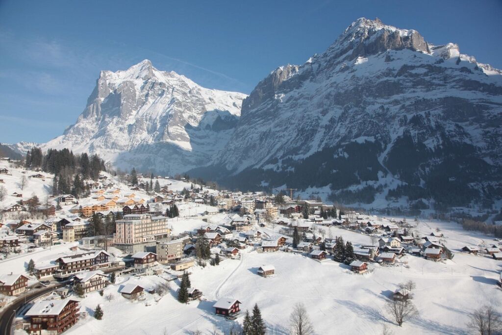 Hotel-Belvedere-Panorama-Winter.JPG