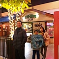 1127JapanTown13.jpg