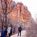 0102ZionRiverWalk19.jpg