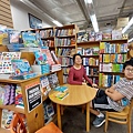 0626Bookstore1.jpg