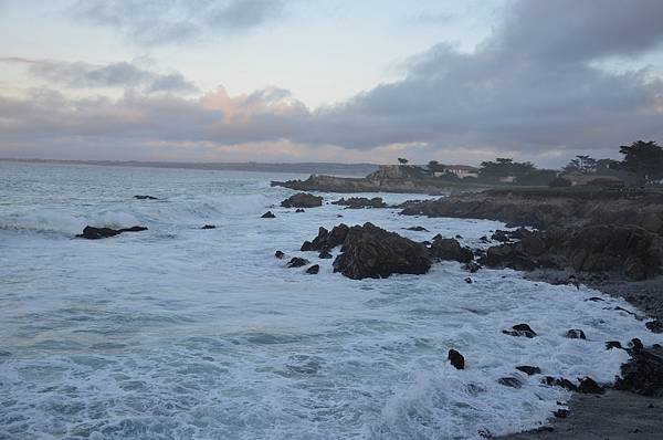 地點適中 值得重返渡假的 Pacific Grove