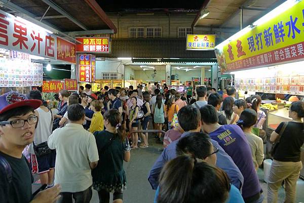 自強夜市 買飲料