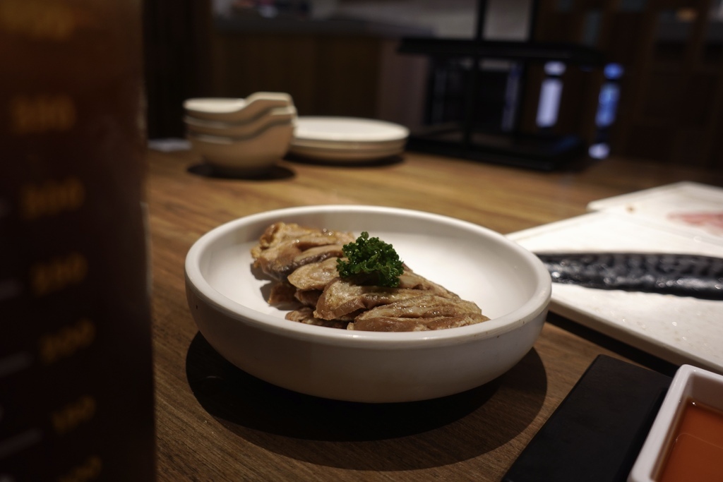 茶六燒肉堂公益店 ，環境大氣，餐點精緻好味，內有菜單｜台中人