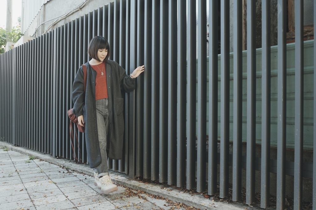 『Bonjour 萊卡綁帶輕量厚底餅乾靴』輕量好穿又舒適，有