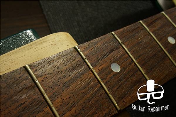 【Gibson】{Fret leveling}{更換牛骨上枕