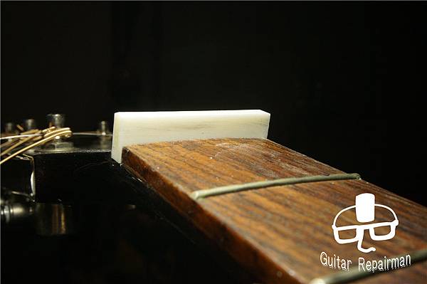 【Gibson】{Fret leveling}{更換牛骨上枕