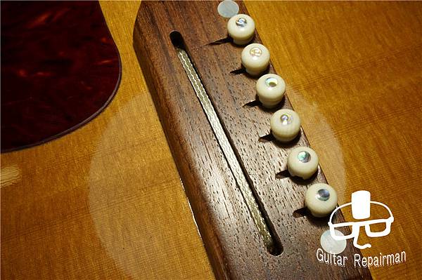 【Gibson】{Fret leveling}{更換牛骨上枕