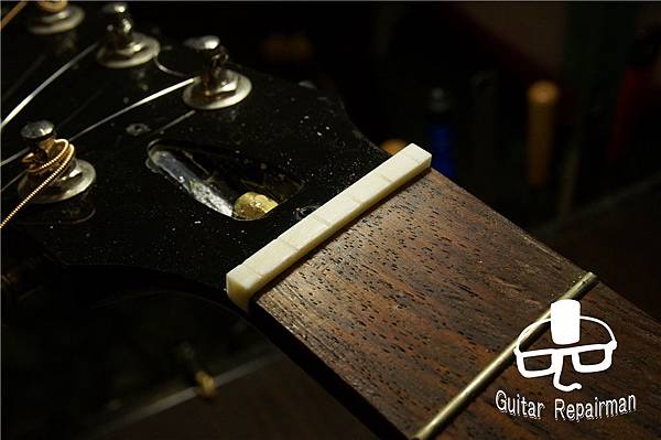 【Gibson】{Fret leveling}{更換牛骨上枕