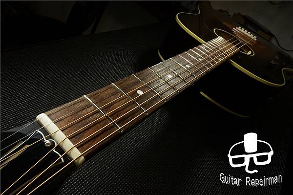 【Gibson】{Fret leveling}{更換牛骨上枕