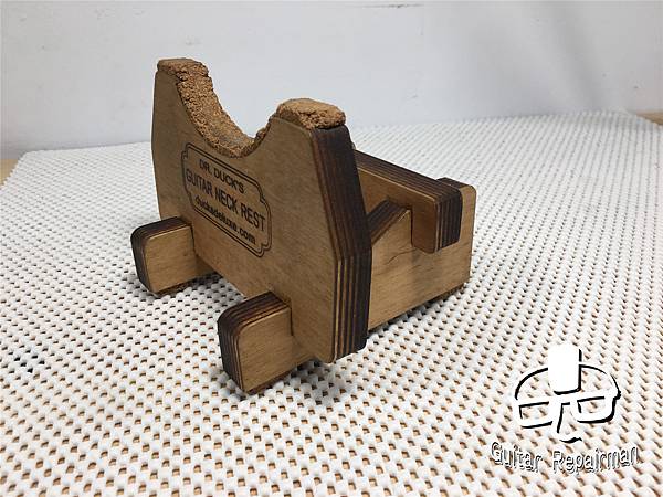 【開箱】Dr.Duck's Guitar Neck Rest