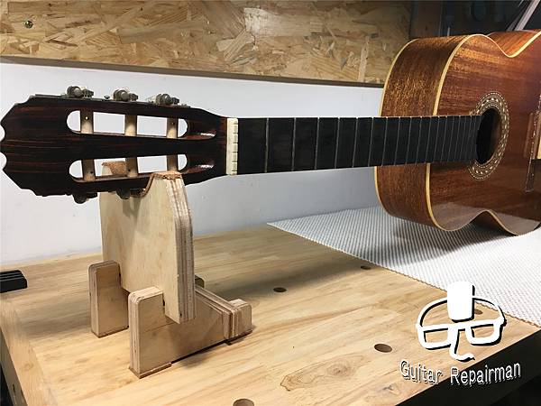 【開箱】Dr.Duck's Guitar Neck Rest