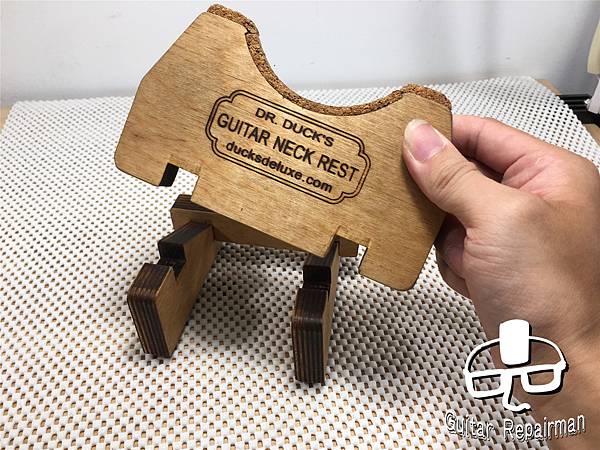 【開箱】Dr.Duck's Guitar Neck Rest