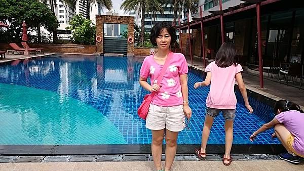 6178003680402931698 6178003680402931698