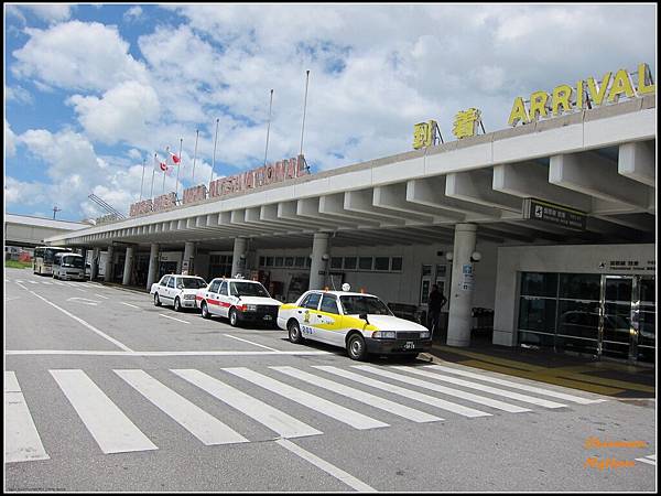 小小的沖繩國際機場
