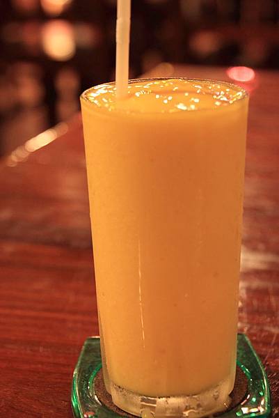 今天是好喝的Mango fruit shake喔