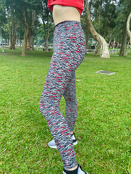 <<珊珊來減重>>減重必備，超舒適TENO運動褲~好的運動褲