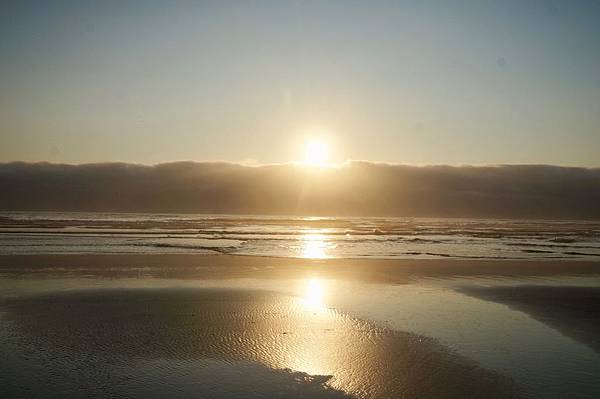 奧瑞岡州西北角海岸著名的Cannon Beach OR