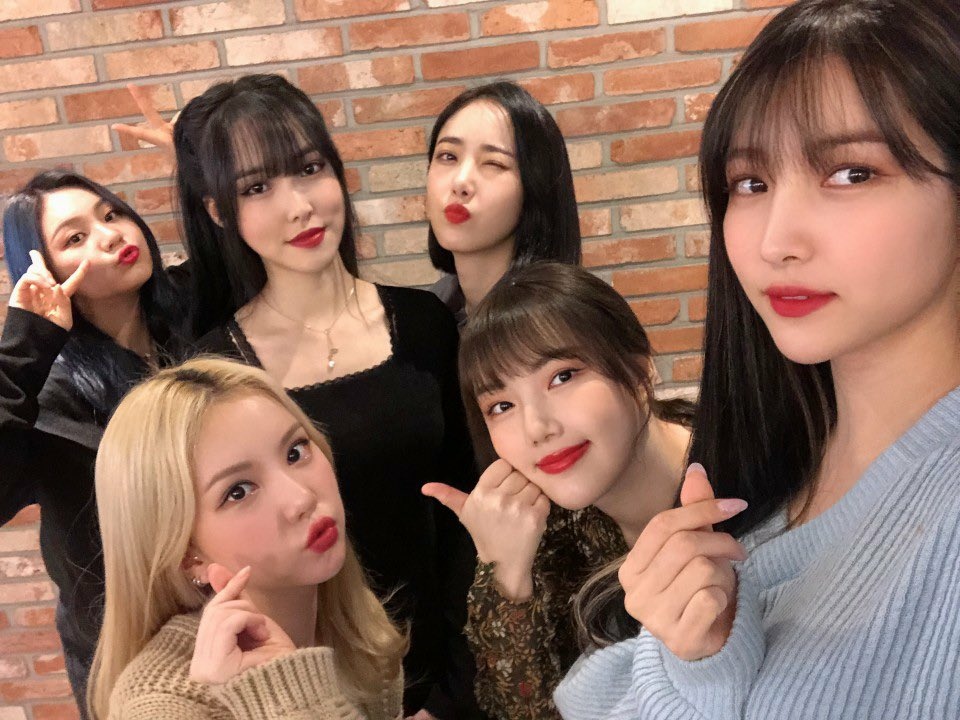 GFRIEND.jpeg