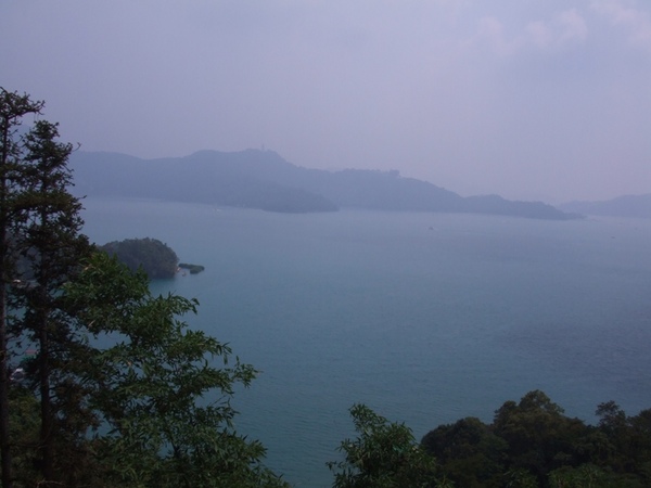 01日月潭.JPG 01日月潭.JPG