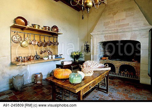 interior-of-gardens-of-chteau-de-villandry-touraine-loire-valley-france.jpg