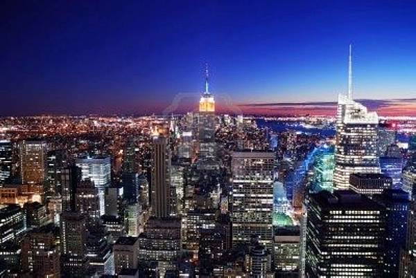 8462163-new-york-city-manhattan-skyline-aerial-view-with-empire-state-building-and-times-square-at-sunset.jpg
