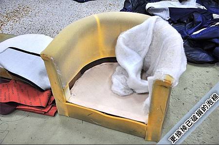 嘉義美式餐椅沙發翻修004.JPG 嘉義美式餐椅沙發翻修004.JPG