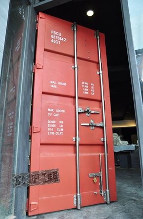 26度C-LOFT 工業風家具設計-餐廳大門 26度C-LOFT 工業風家具設計-餐廳大門