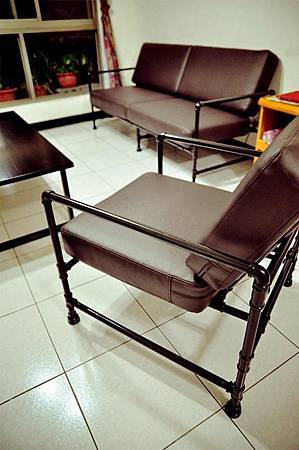 18 CENTUR-LOFT 工業風-1加3水管沙發 大茶几001.jpg 18 CENTUR-LOFT 工業風-1加3水管沙發 大茶几001.jpg