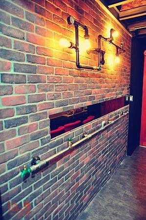 18 CENTUR-LOFT 工業風-水管燈具壁架001.jpg 18 CENTUR-LOFT 工業風-水管燈具壁架001.jpg