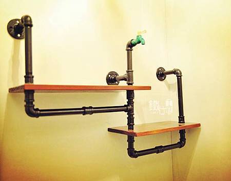 18 CENTUR-LOFT 工業風-水管燈具壁架002.jpg 18 CENTUR-LOFT 工業風-水管燈具壁架002.jpg