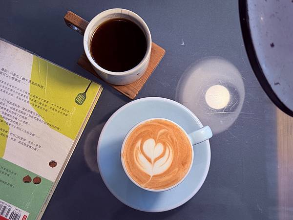 【愛馬氏】丸角咖啡-基隆咖啡/復古與特色咖啡與餐點。