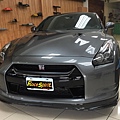 NISSAN GTR 