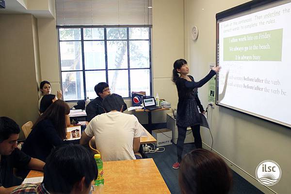 _agentsite_photo-list_ILSC-Brisbane_13_classroom3.jpg