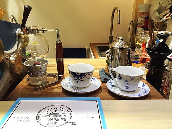 [食記●台中] Sailing Room 儉約卻不簡單的咖啡店