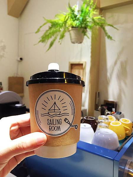 [食記●台中] Sailing Room 儉約卻不簡單的咖啡店