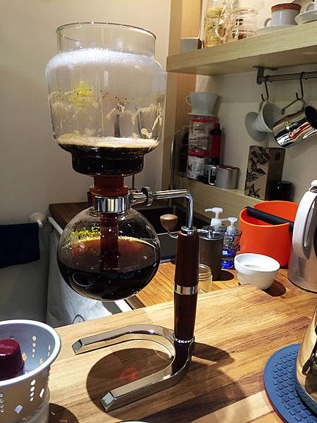 [食記●台中] Sailing Room 儉約卻不簡單的咖啡店