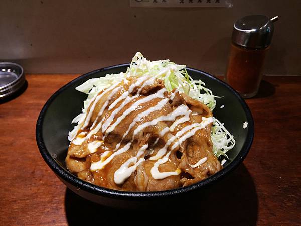 [食記●台北] 佐藤精肉店akiba，光華商圈填飽肚子的好去處。