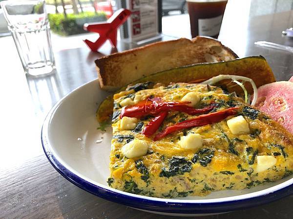 [食記●台北] Gonna EAT 內湖最大推的好吃好喝雄獅品牌餐廳