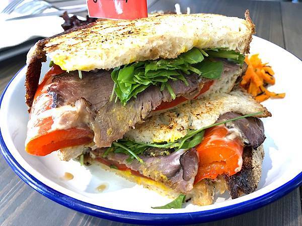 [食記●台北] Gonna EAT 內湖最大推的好吃好喝雄獅品牌餐廳