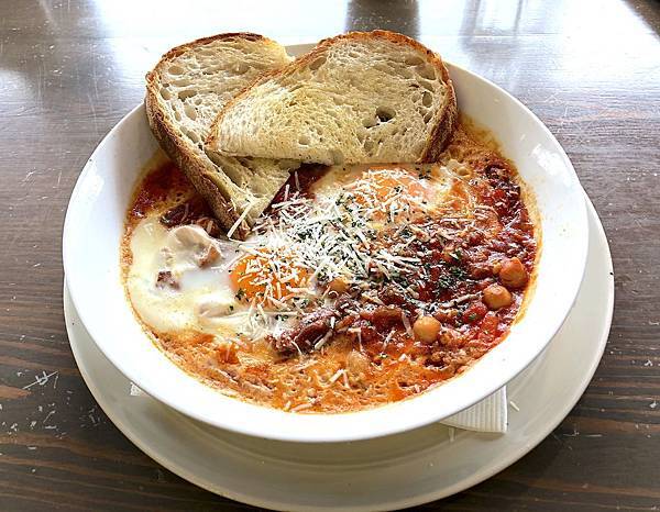 [食記●台北] Gonna EAT 內湖最大推的好吃好喝雄獅品牌餐廳