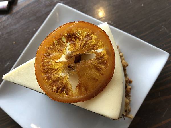 [食記●台北] Gonna EAT 內湖最大推的好吃好喝雄獅品牌餐廳